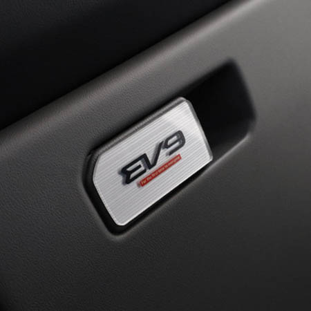오토모듬 포원 EV9 글로브박스 엠블럼 로고 포인트 아크릴 몰딩